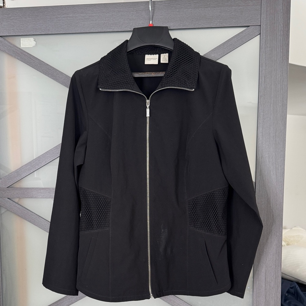 Zenergy by Chico’s Black Textured Full Zip Jacket